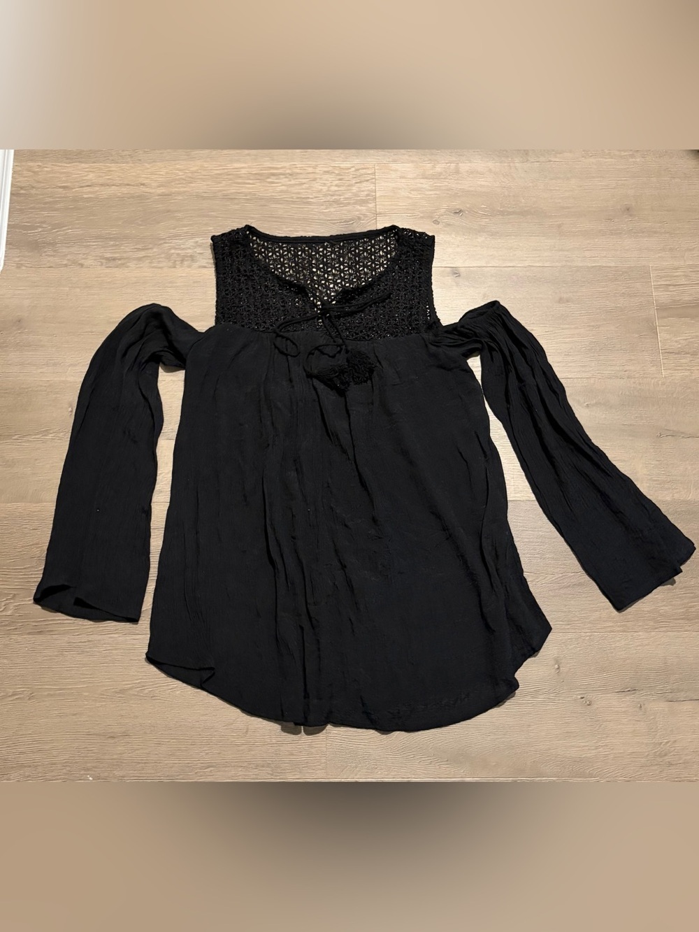 Women's Black Crochet Yoke Cold-Shoulder Tunic Top